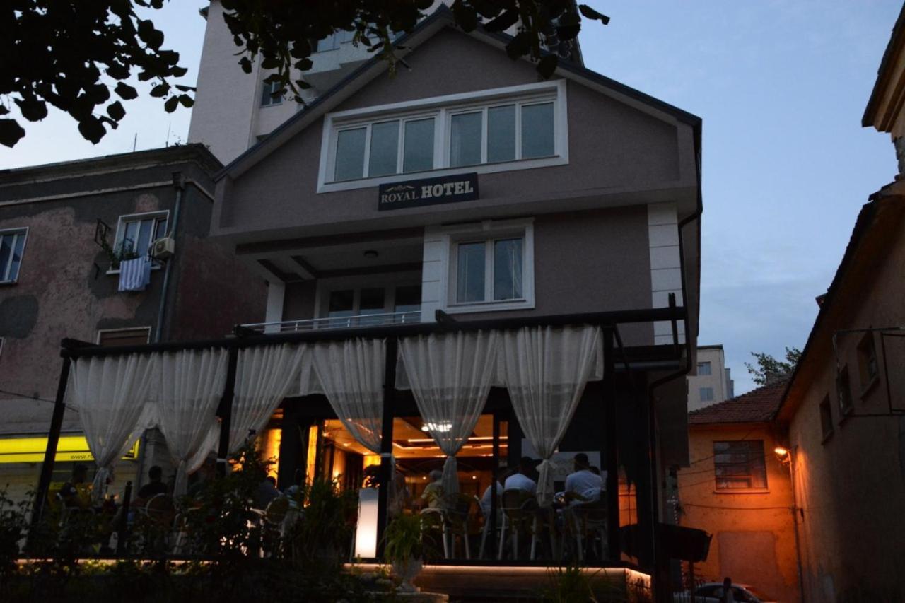 Royal Hotel Peshkopi Albania מראה חיצוני תמונה
